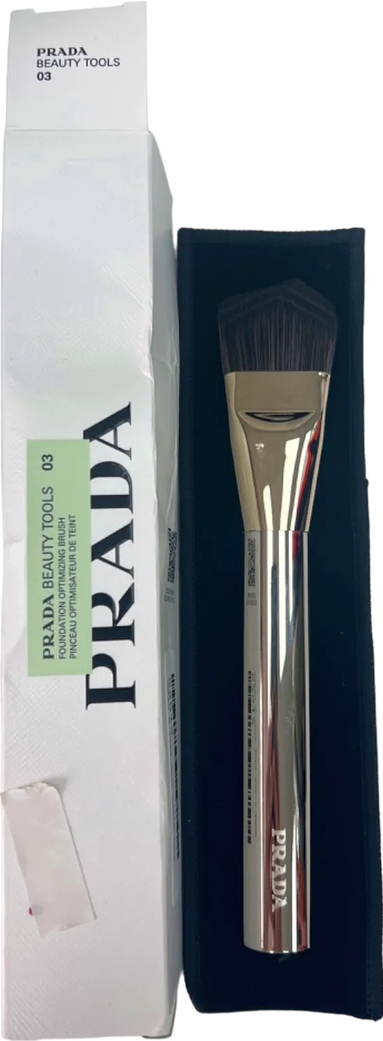 PRADA Foundation Brush